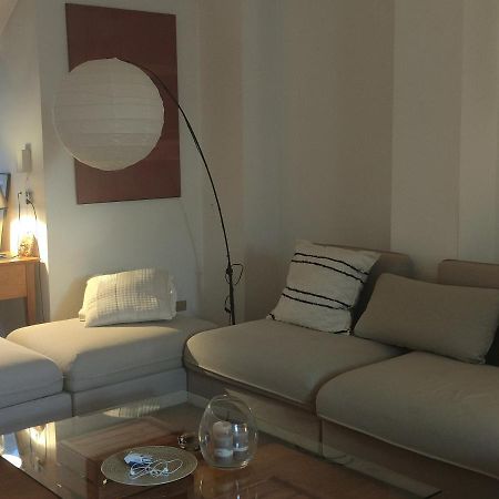 Grande Apartamento, Centro Di Asti Apartment Luaran gambar